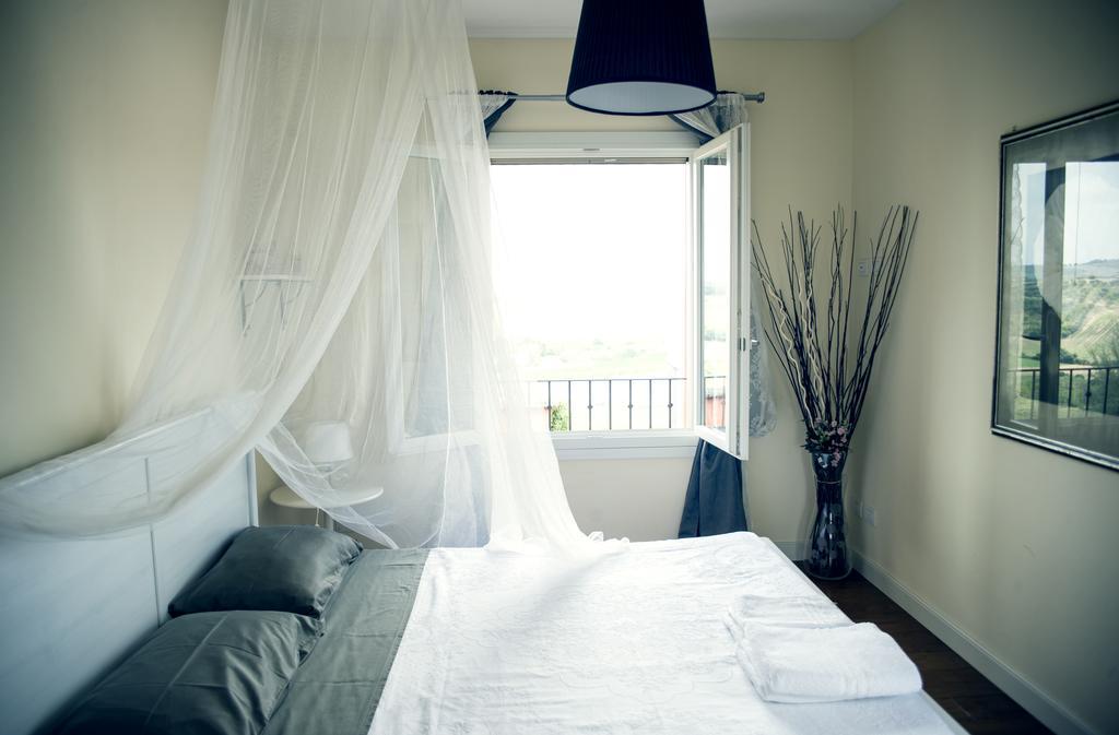 Tenuta Santini Villa Coriano Room photo
